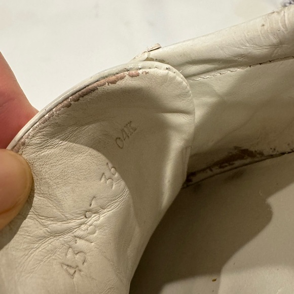 Authentic Gucci sneakers with pearl and spikes design - Picture 11 of 13